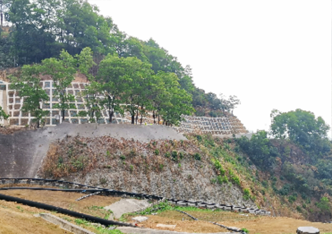 深圳市下坪固體廢棄物填埋場邊坡治理搶險救災工程